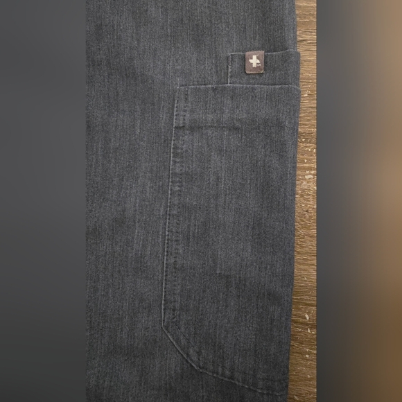 FIGS Yola Skinny Fit Straight Leg Scrubs Pants Heather Blue Size XXS or 00 or 0 - Picture 10 of 12